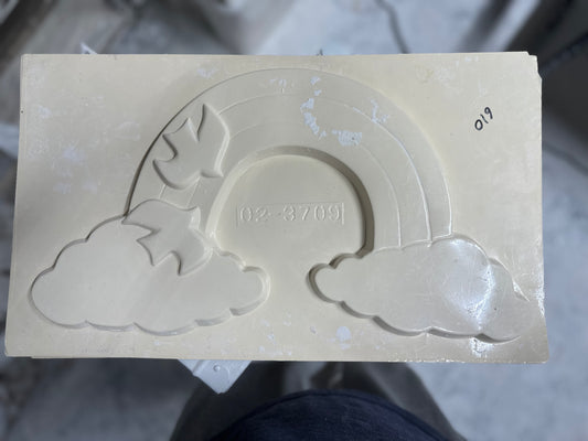 Rainbow doves large plaque